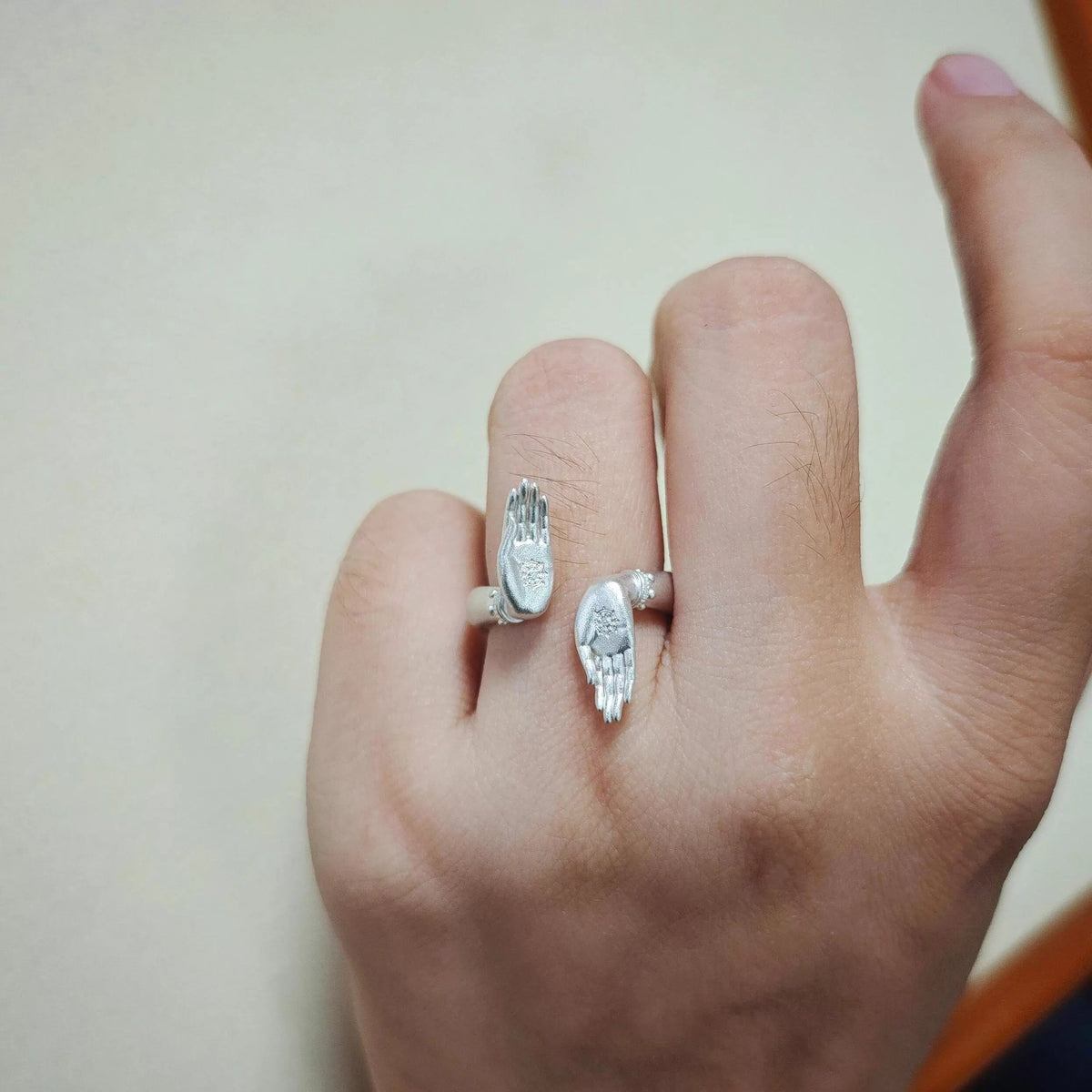 Fearless Wish Buddha Hand Ring - Chic Couple Gift