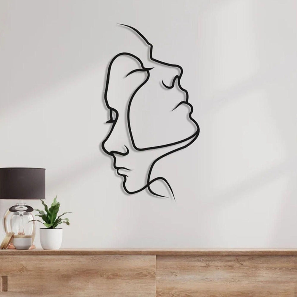 Minimalist Wall Décor with Abstract Expression of Love