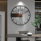 Sculptural clock – art and precision in one