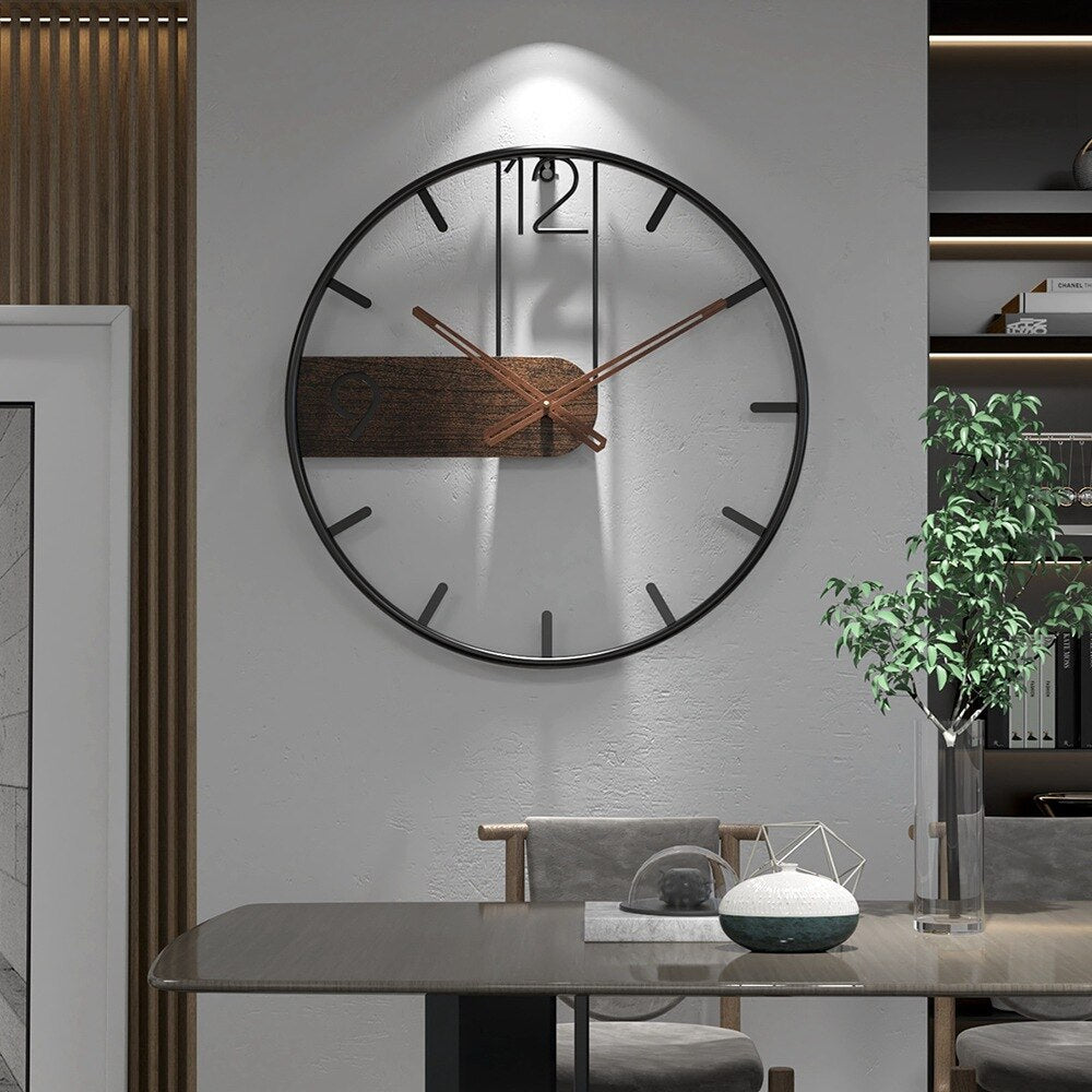 Sculptural clock – art and precision in one