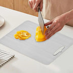 TitanPro – High-quality cutting board made of German stainless steel