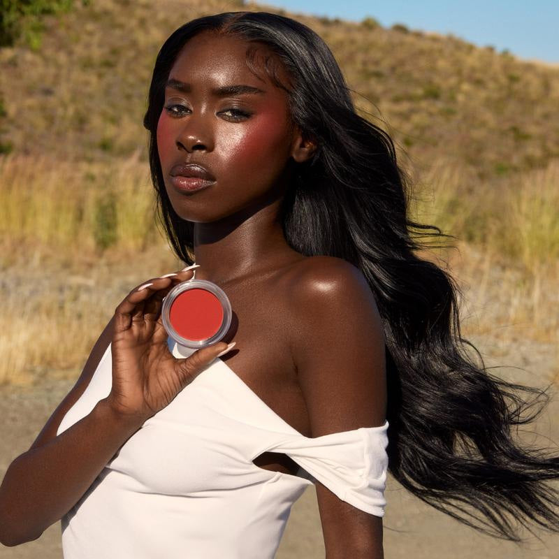 Shiny Skin Tone Blush