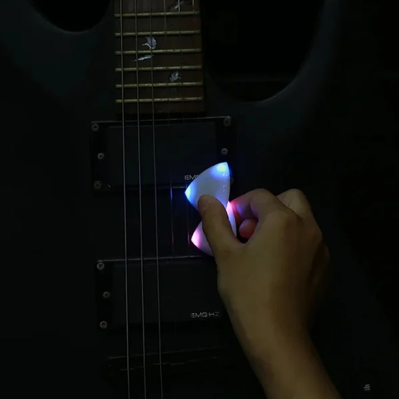 Light Up Guitar Plectrum