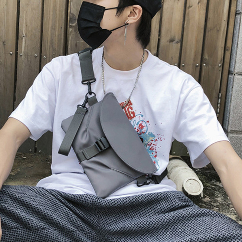Men's New Messenger Outdoor Sports Chest Leisure Multifunction Bag