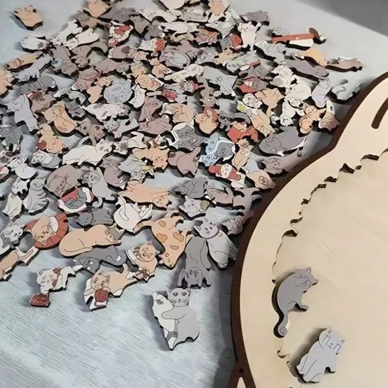 135-Piece Wooden Cat Puzzle