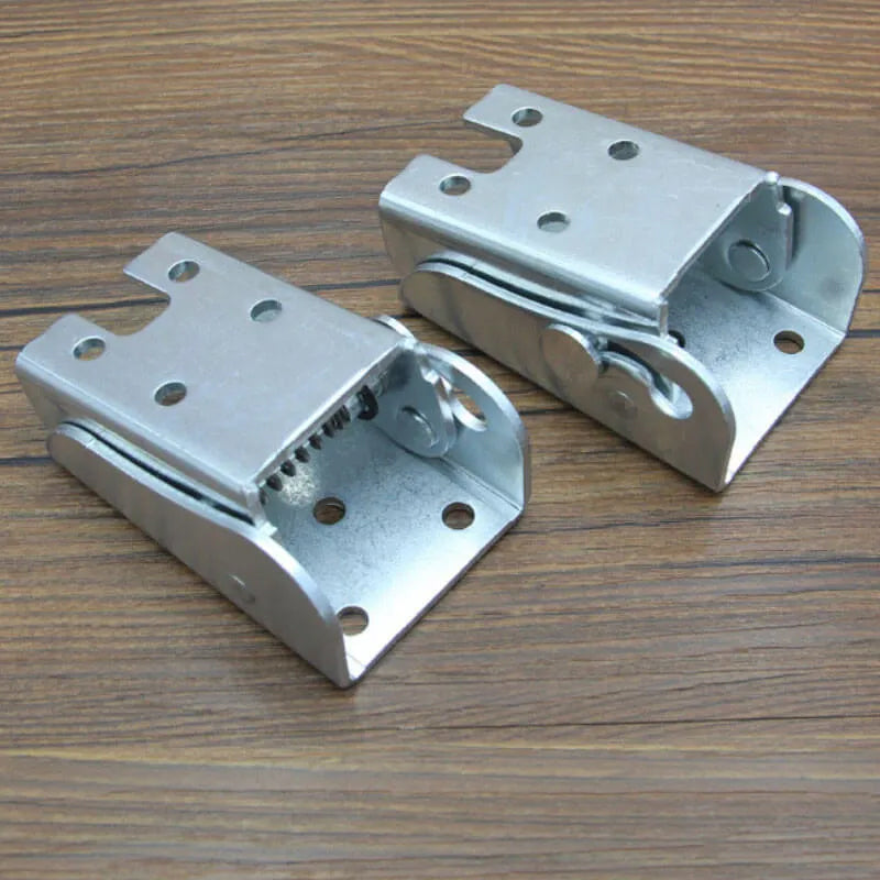 90° self-locking folding hinge