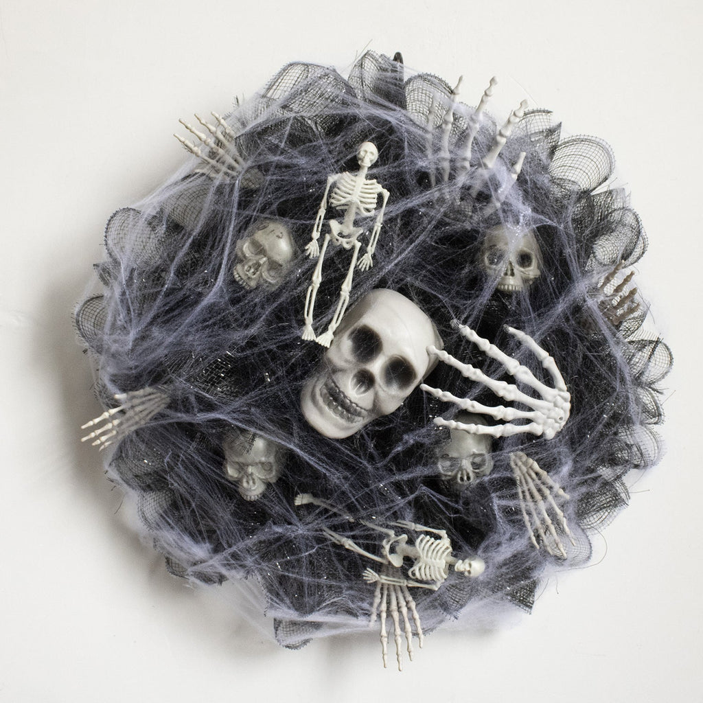 Halloween Wreath – Mesh Skull Garland for Door and Wall Decoration