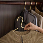 5 pieces of hangers made of solid matte gold/silver │ Seamless wardrobe organizer made of metal