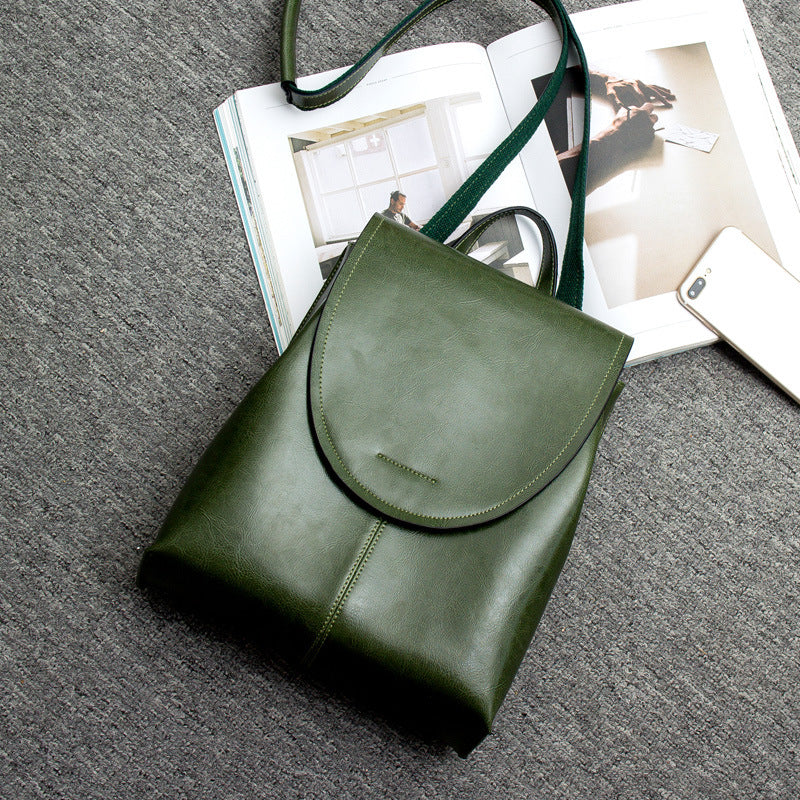 LuxeCarry Leather Backpack – Stylish Design with Versatile Storage for Women