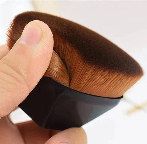 BeautyBrush - Master Perfection - Smooth Application - Flawless Finish