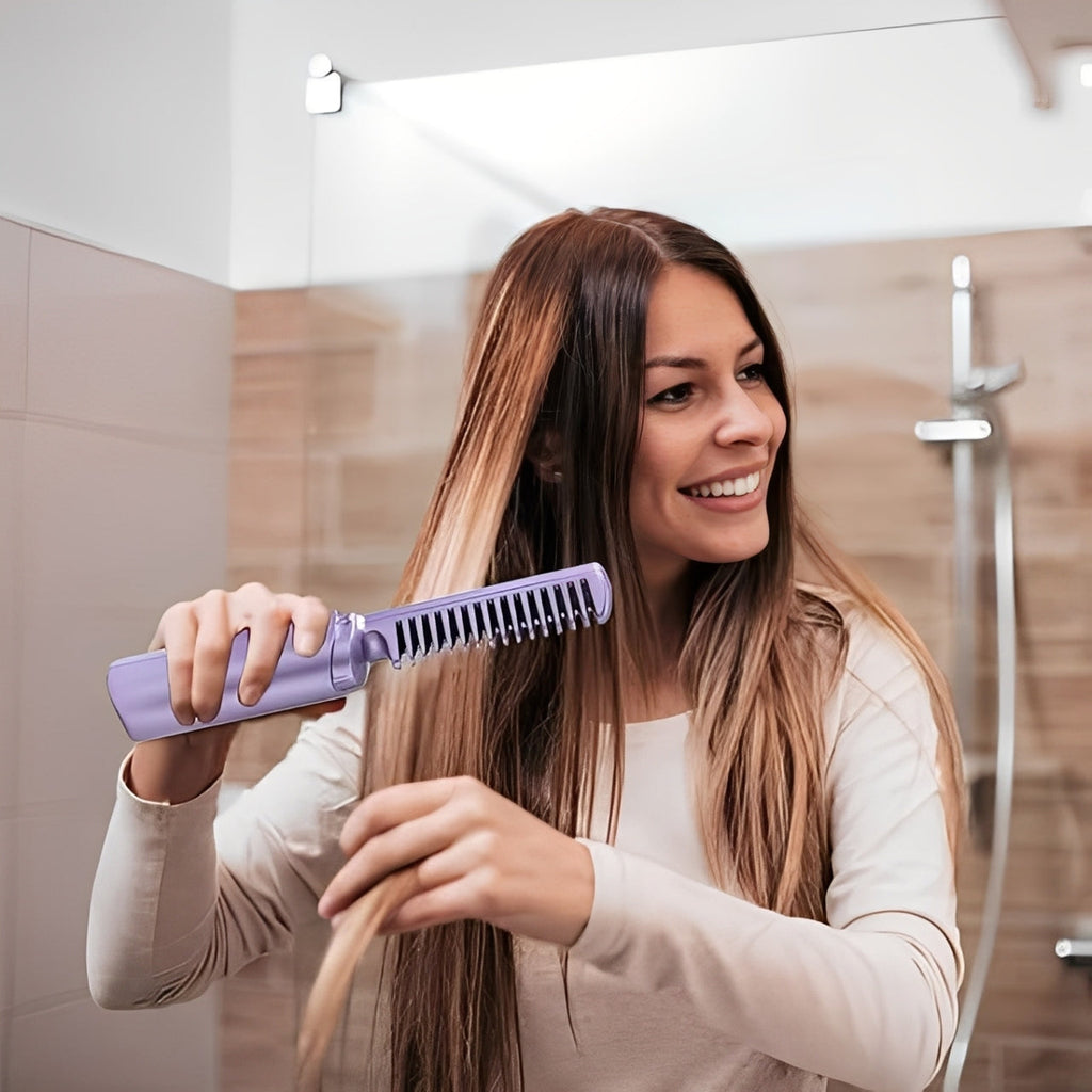 Glatzza Mini-Smoothing Brush — Silky smooth dream hair in 60 seconds that captivates all eyes!
