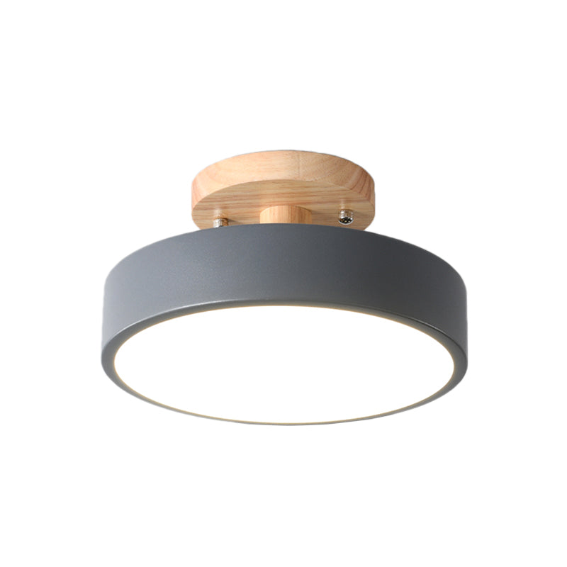 Scandinavian LED Ceiling Light with Wood | Modern Drum Shape for Hallways and Entrances | Energy-Efficient Lighting