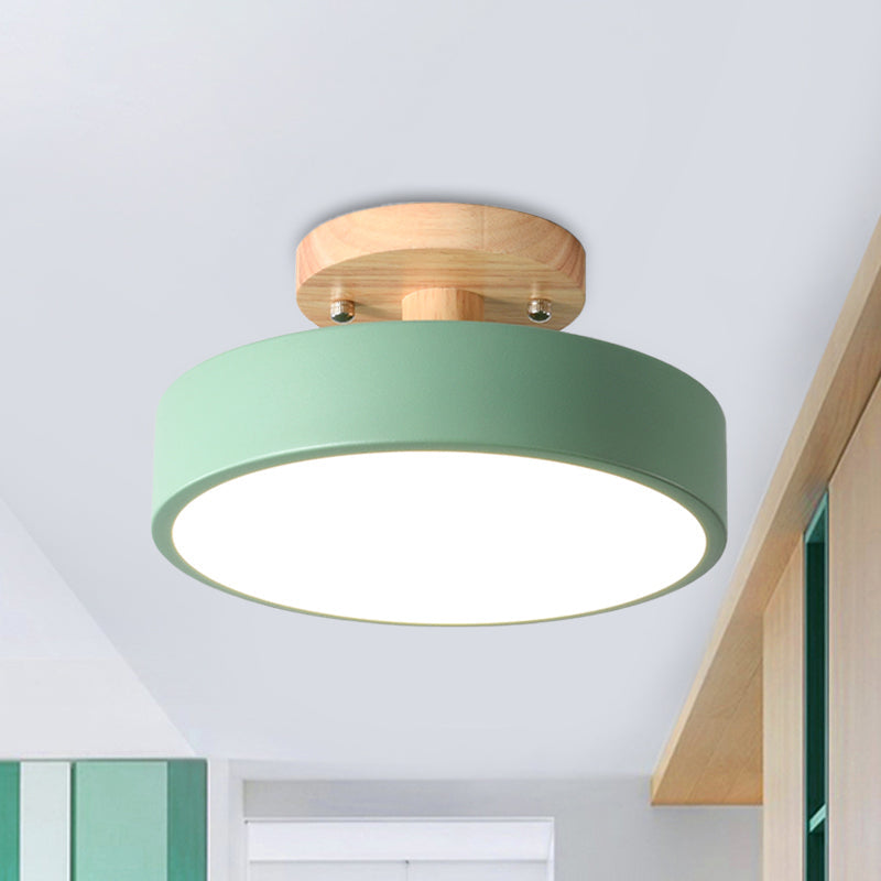 Scandinavian LED Ceiling Light with Wood | Modern Drum Shape for Hallways and Entrances | Energy-Efficient Lighting