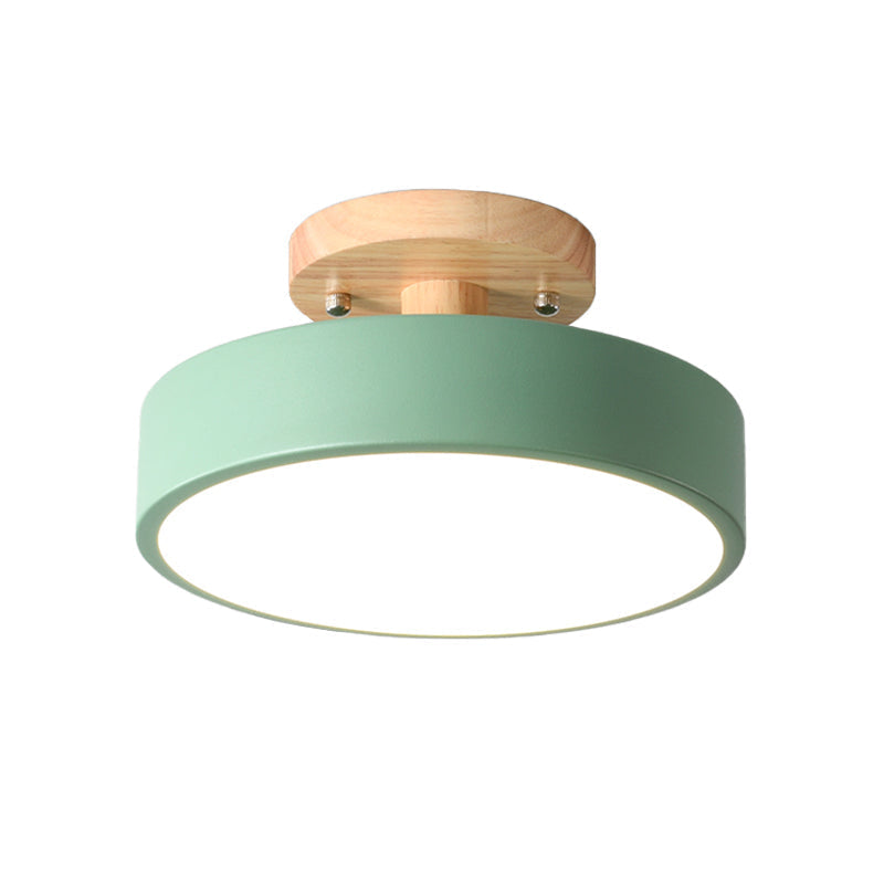 Scandinavian LED Ceiling Light with Wood | Modern Drum Shape for Hallways and Entrances | Energy-Efficient Lighting