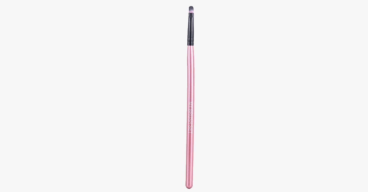 Lip Brush – For professional application and seductive lips