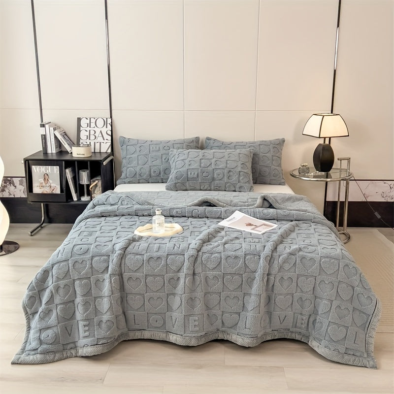 CozyCoral – Luxury Fleece Blanket for All Seasons