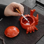 CrabbySmoke – Unique crab-shaped ashtray with lid
