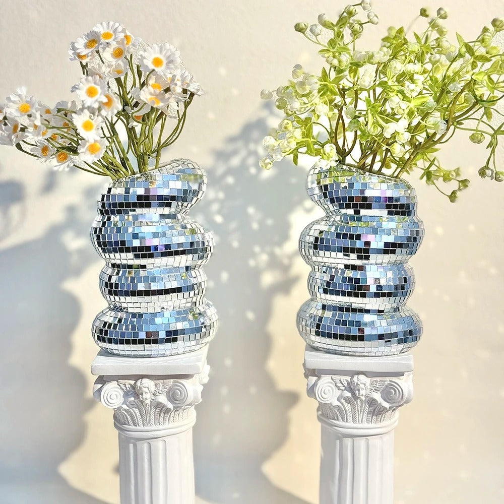 Mirror-clad disco vase with retro charm and modern flair