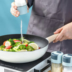 Press Type Seasoning Bottle