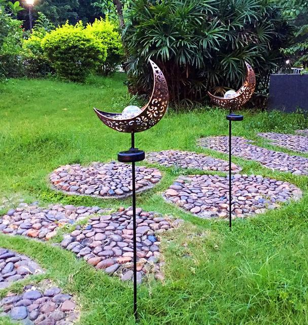 Solar Garden Light made of Metal – Waterproof LED Design in Moon, Flame, Sun or Star Shape
