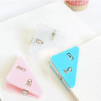 Triangular data closure clips