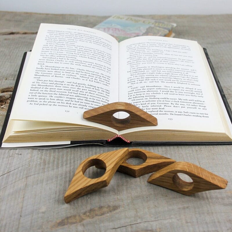 Book reading tool made of solid wood