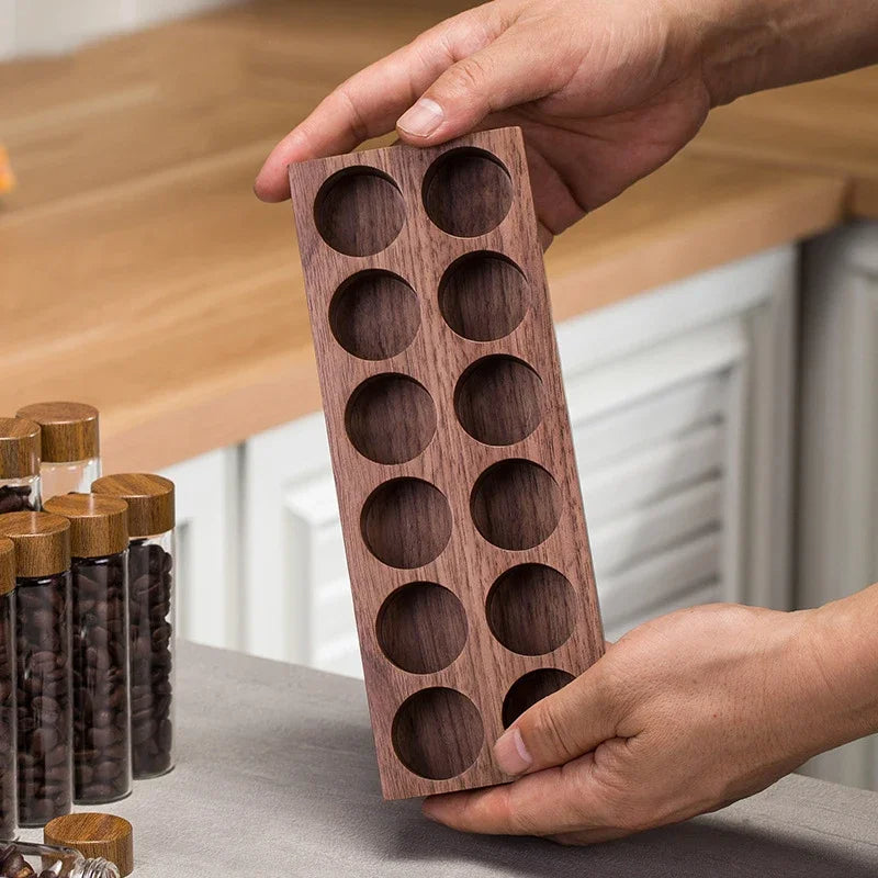 Maximum freshness, minimal space – ideal storage for coffee beans