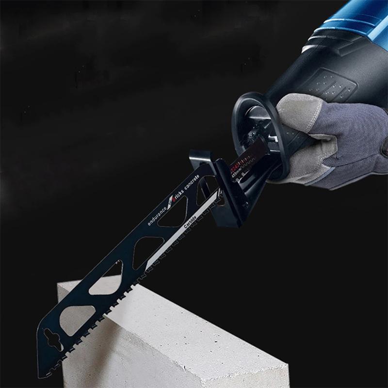 Hard metal saw blade for cutting wood