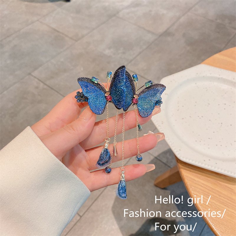 Dreamy butterfly hair clip with fringes