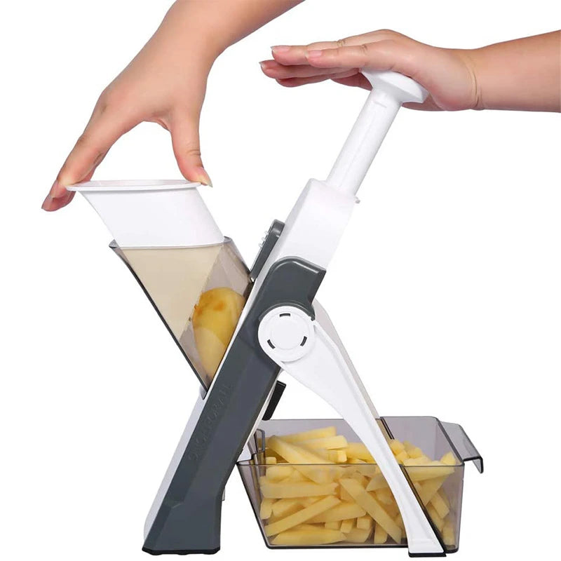 Adjustable safe vegetable slicer