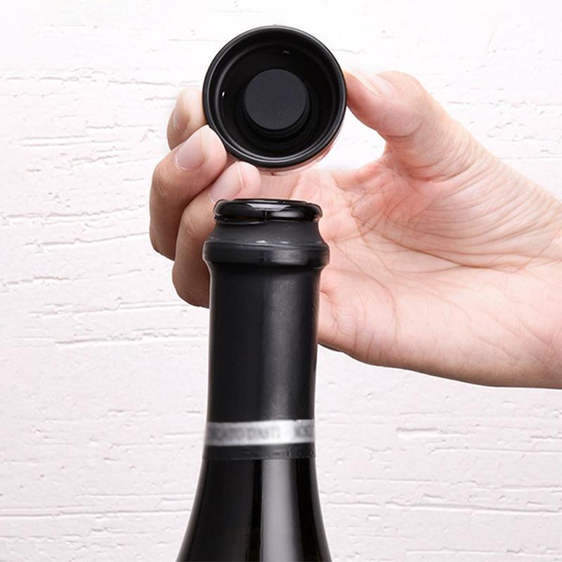 Reusable leak-proof silicone sealing cap for champagne and wine bottles