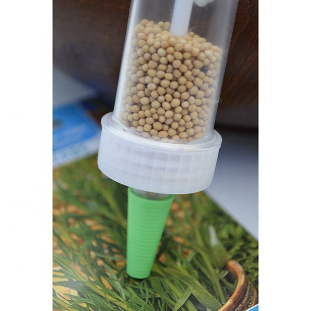 Seed dispenser for precise sowing – Easy to handle seed funnel