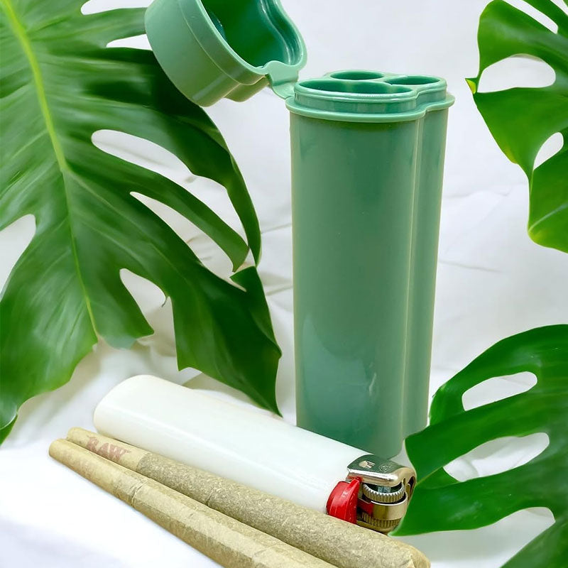 One-piece Flip Top Cigarette Case