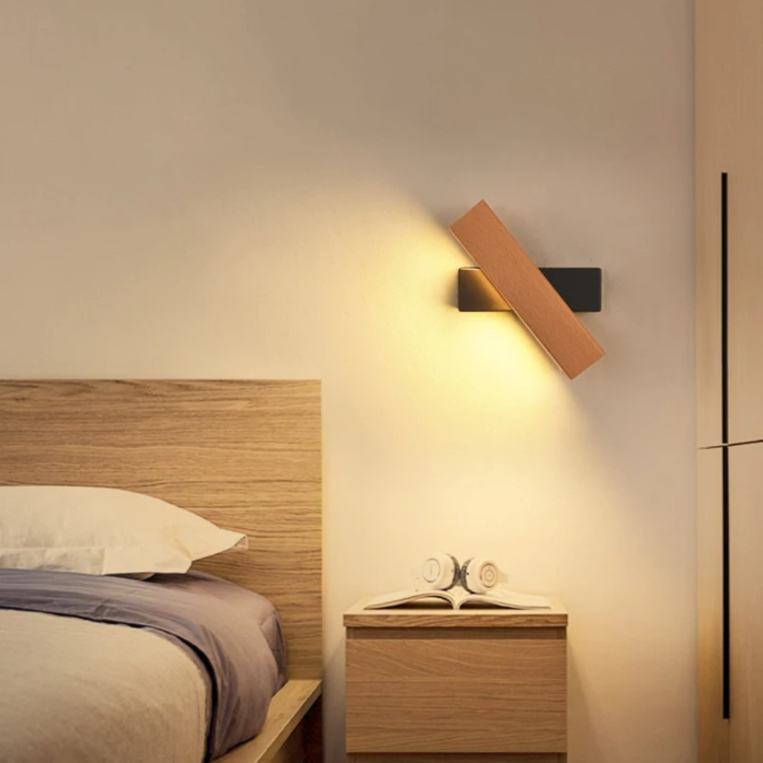 LumiFlex Wall Light