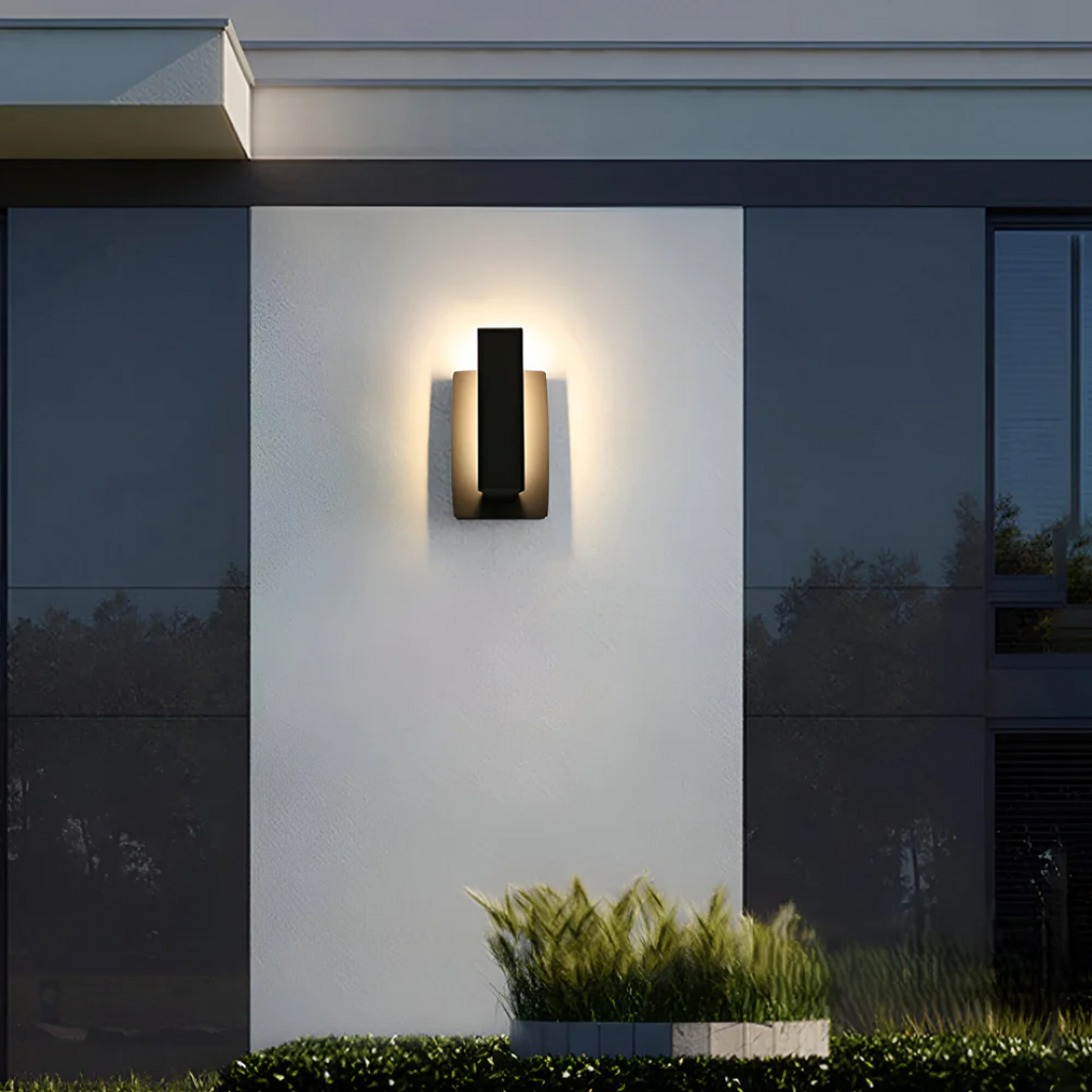 Minimalist LED Outdoor Lamp