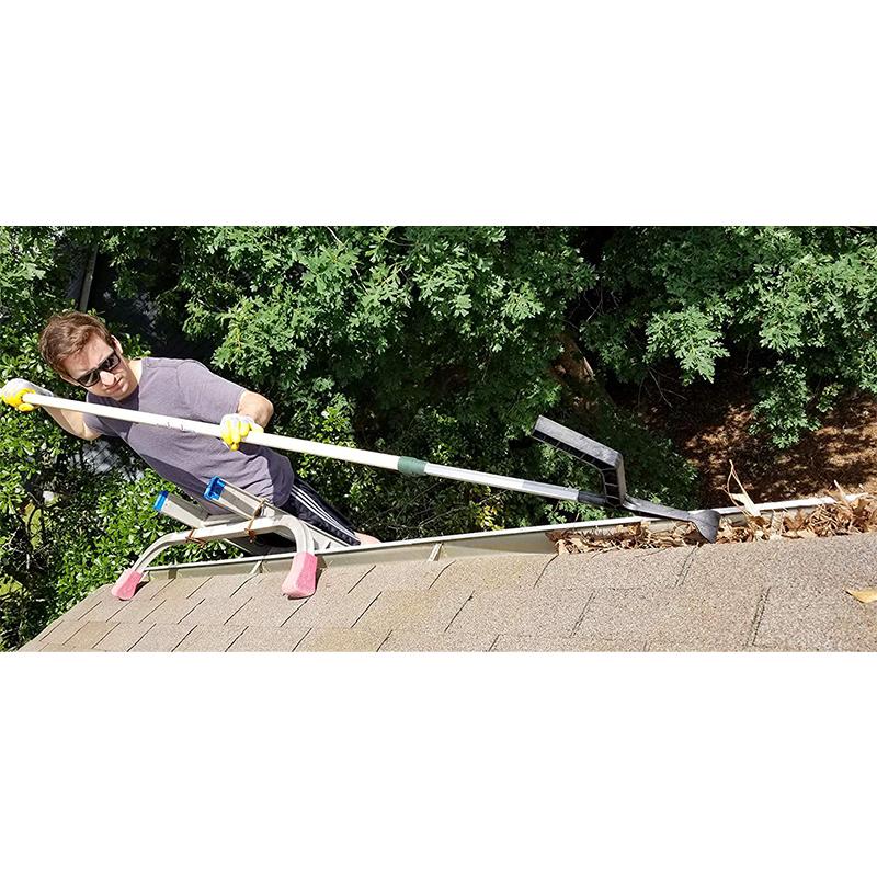 Gutter Cleaning Tool with Spoon Mechanism for Telescopic Poles