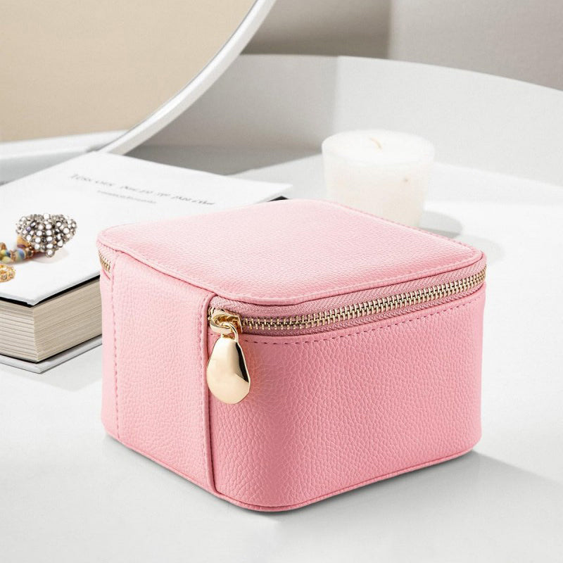 Leather jewelry box for travel