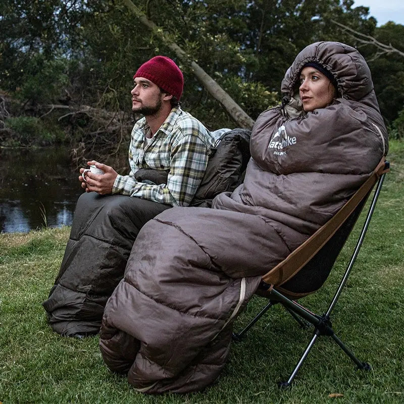 Insulated sleeping bag for camping – Ultralight outdoor sleeping bag for cold nights