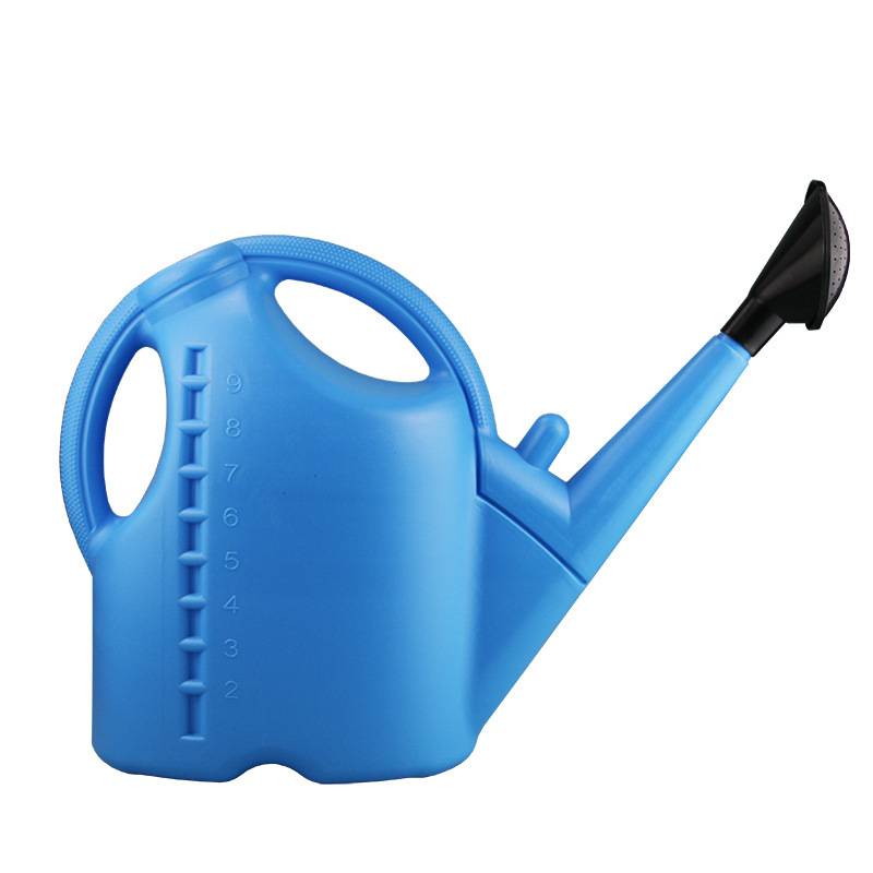 Watering can with large capacity and long spout for precise watering and plant care
