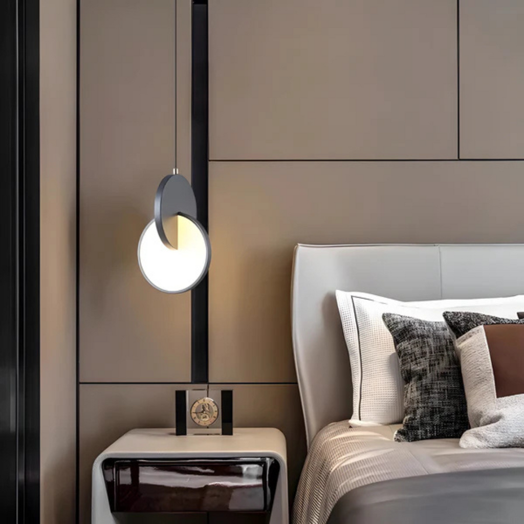 Round Scandinavian LED Pendant Lamp with Warm White Light for 10–15 m²
