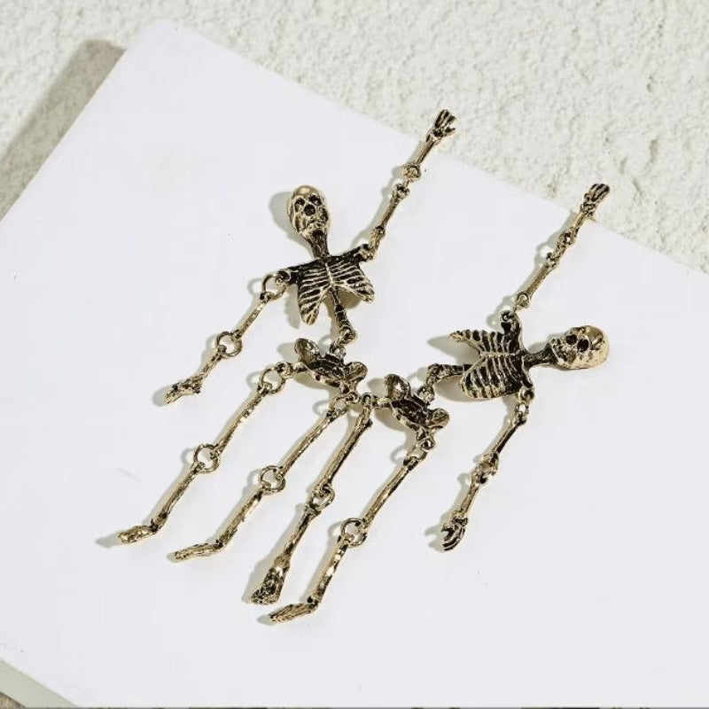 Halloween decorative skull earrings