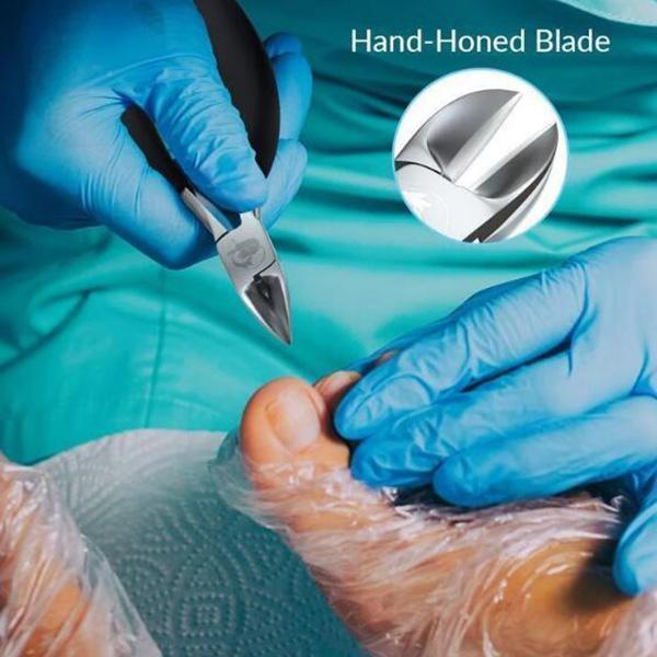 Medical nail clipper