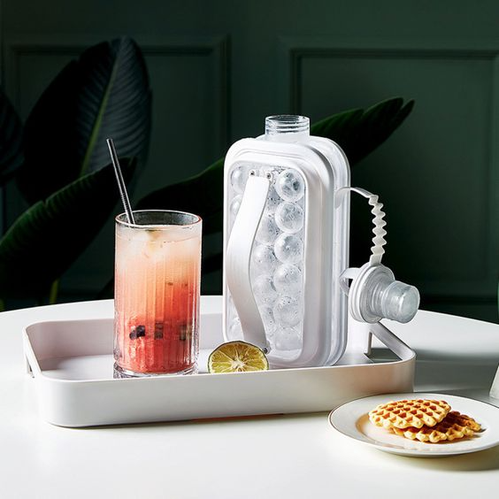 Portable ice cream maker