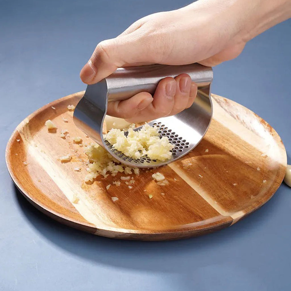 Manual Garlic Press made of Stainless Steel