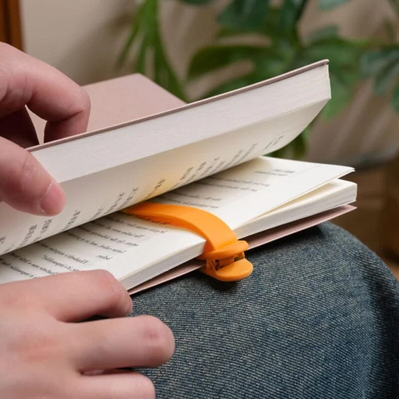 Bookmark made of silicone