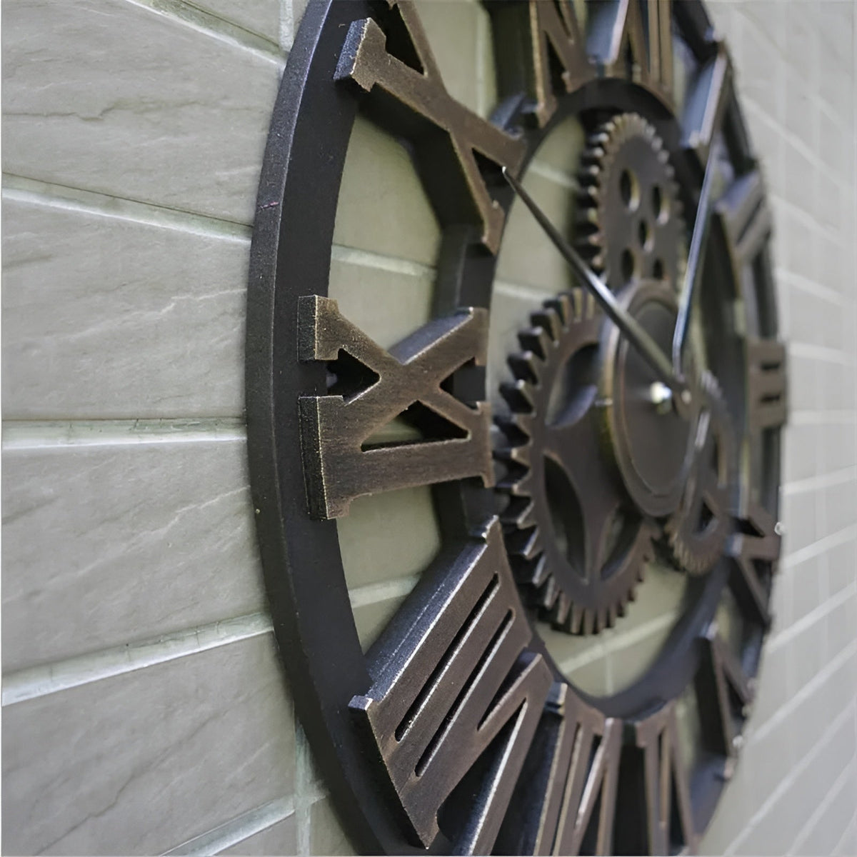GearSphere Wall Clock in Gear Design