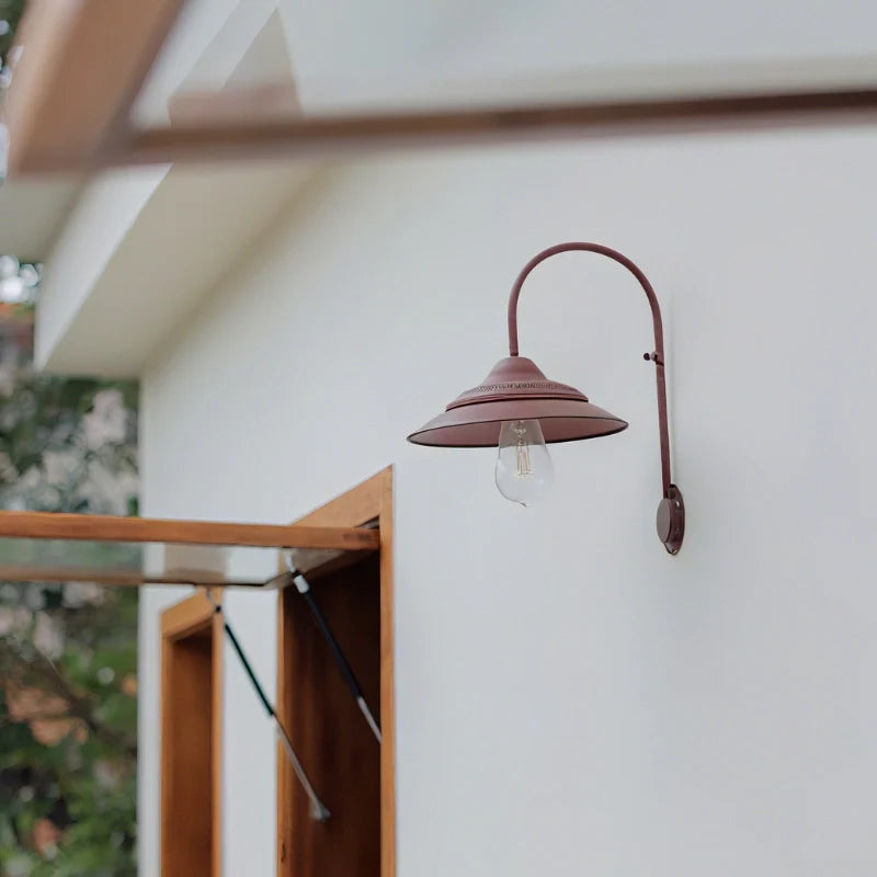 SolaHeritage Wall Light