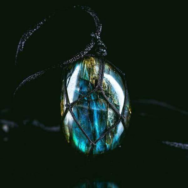 Dragonheart Labradorite Necklace – Mystical and Energizing Jewelry for Personal Power