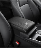 Exclusive logo armrest cushion for the armrest cover in the car