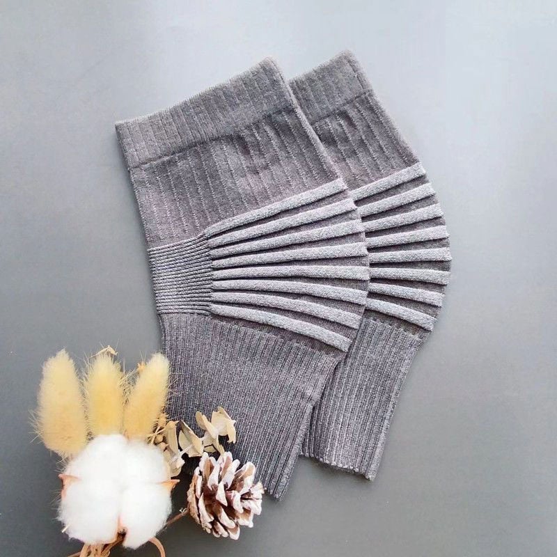 KneeEase – Invisible comfort and protection for your knees all day long